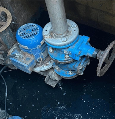 camion pompage fosse septique dans l'oise 60